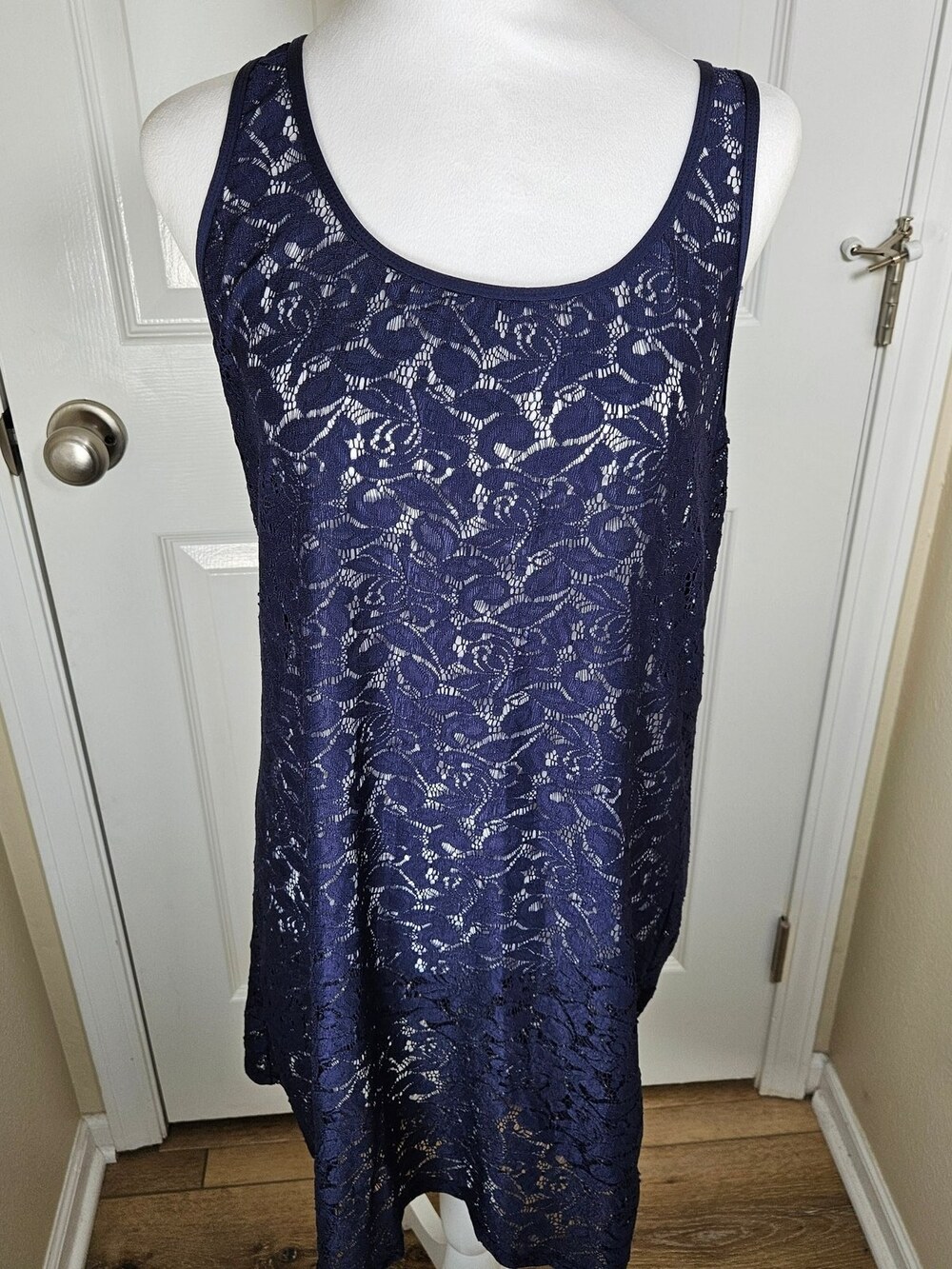 Tommy Bahama Lace Overlay Mini Dress Sleeveless Navy Women's Size Medium